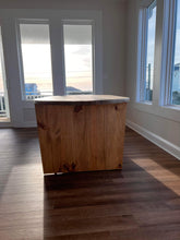 Load image into Gallery viewer, Oval Style Table